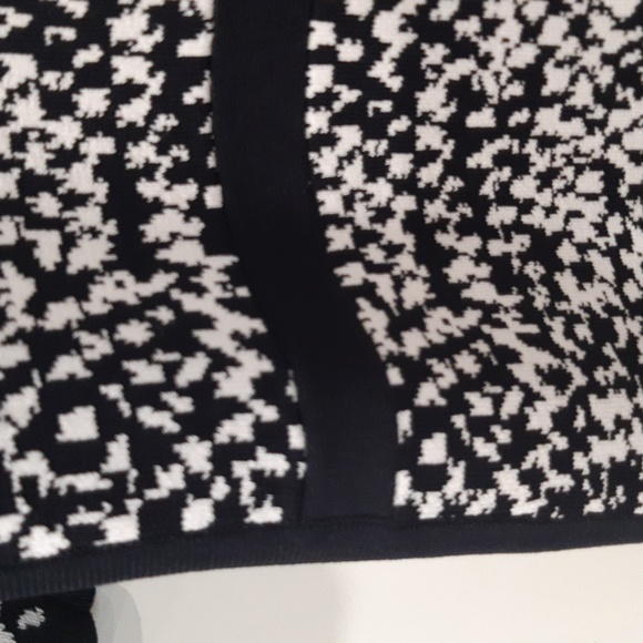 LK Bennett Large Black White Knit Elbow Sleeve Dress - Picture 5 of 5